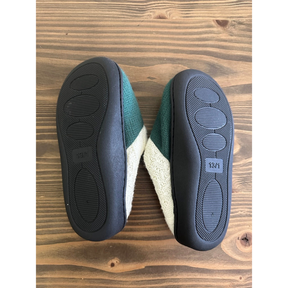 Kids Disney Mickey Minnie Christmas Slippers Green White Size 13/1 Festive - Picture 4 of 5